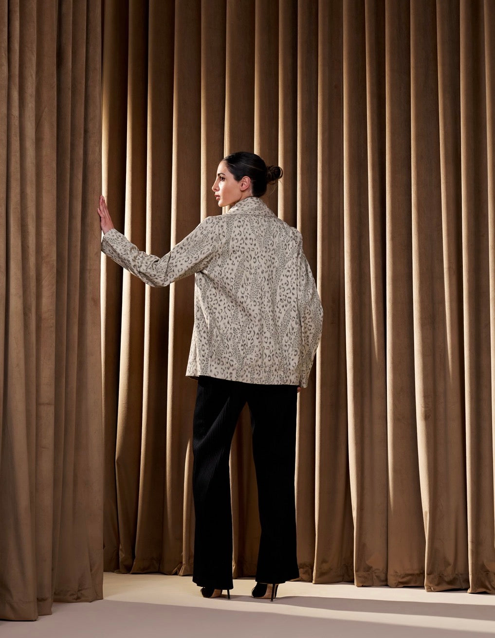 Sand Leopard Jacket