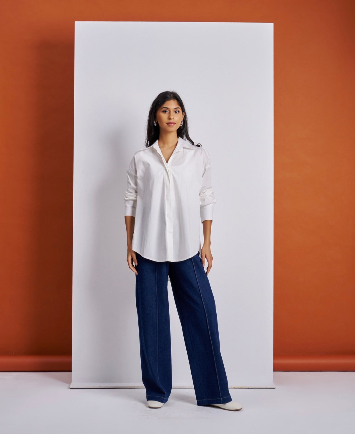 basic white shirt