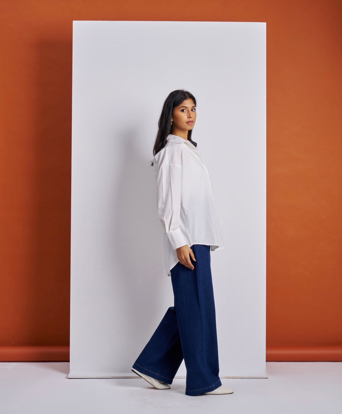 basic white shirt