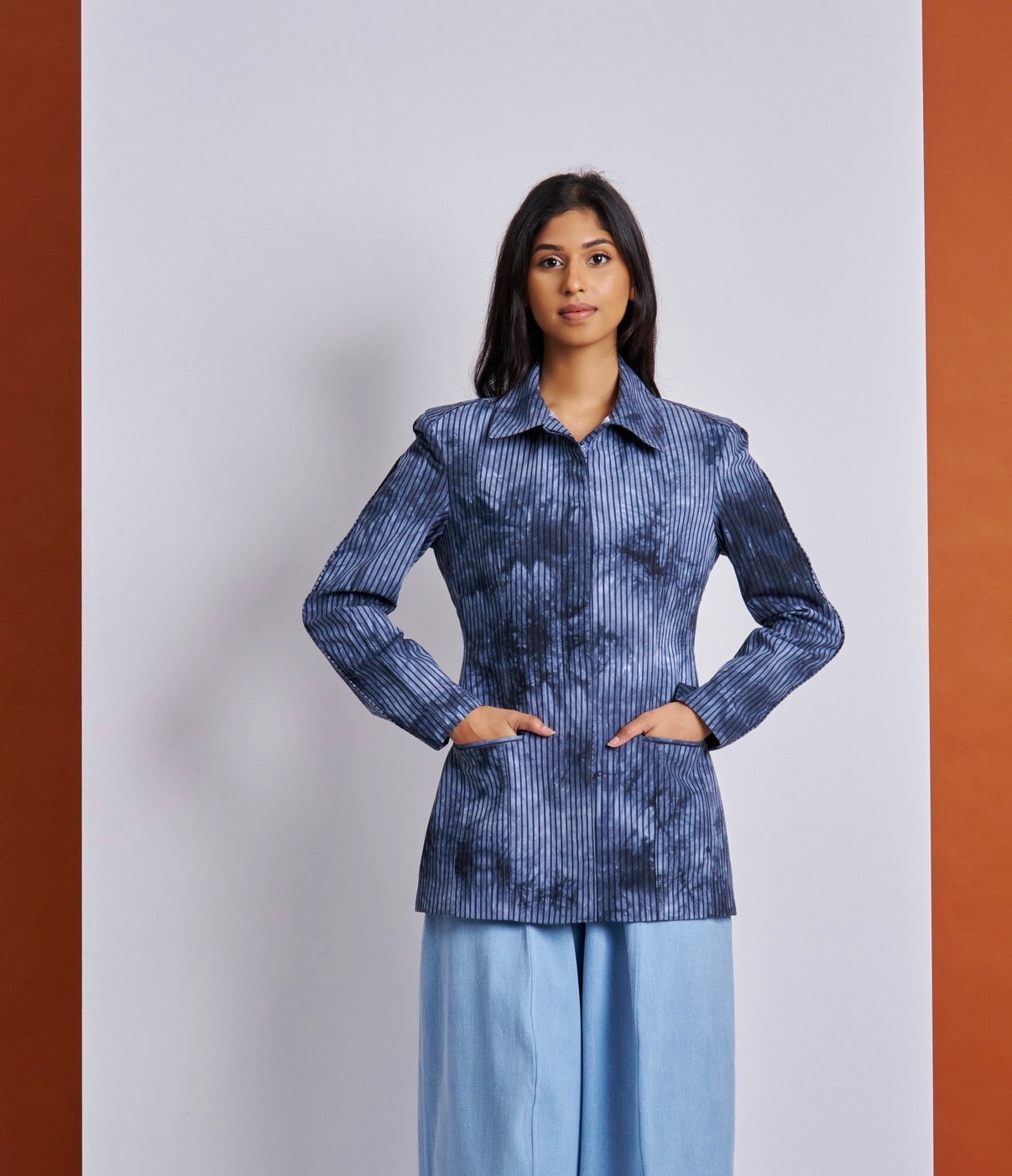 Contour Stripe Blue top
