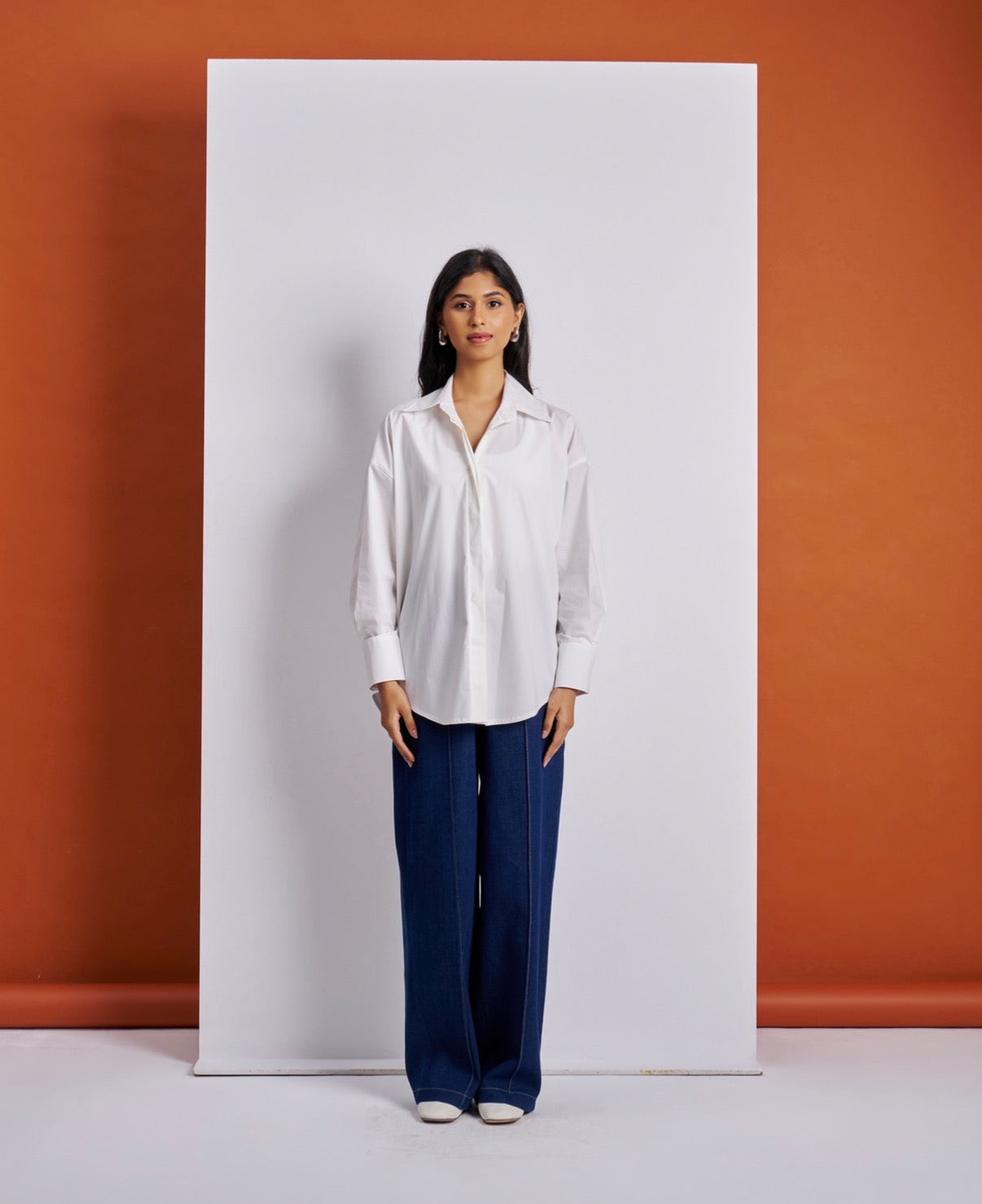 basic white shirt