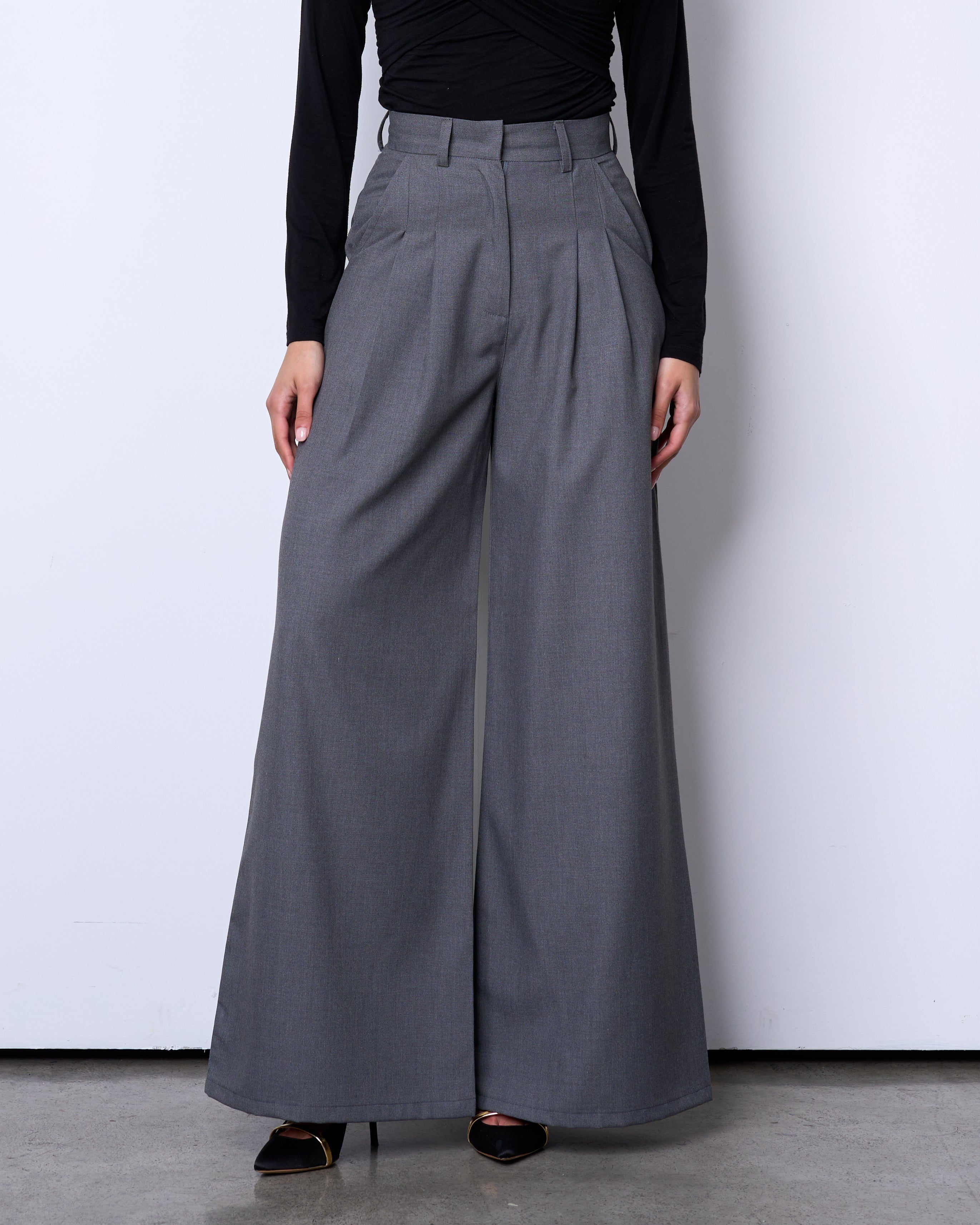 High waist grey pants